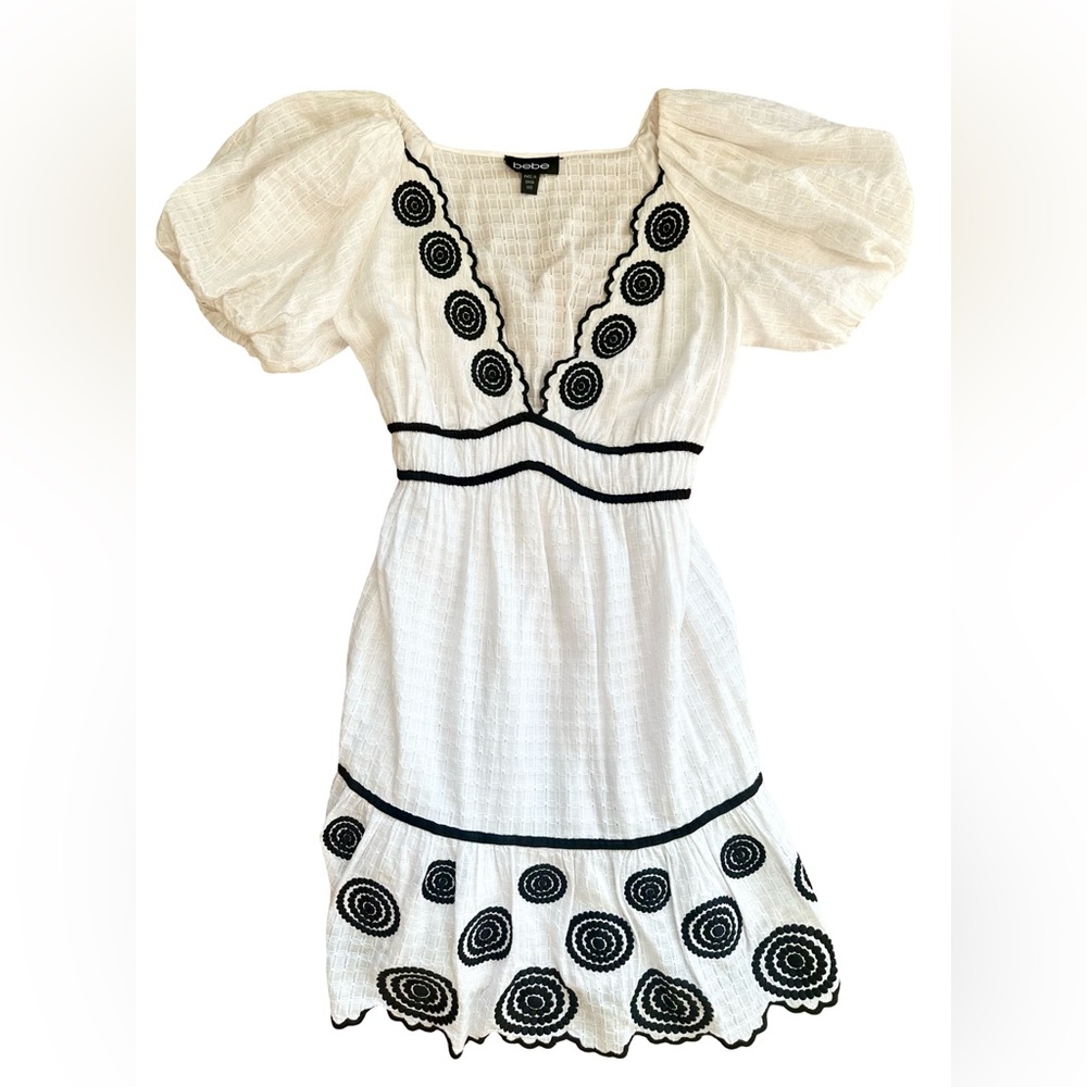 Bebe Vintage White Dress with Black Embroidery